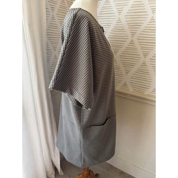 Lauren Ralph Lauren Large Petite Buckle Trim Jacquard Shift Dress in Brown - Picture 8 of 10